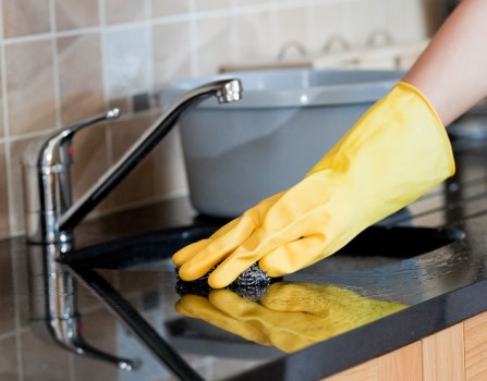 Graphic symbolising screen-reader-friendly local carpet cleaning website content